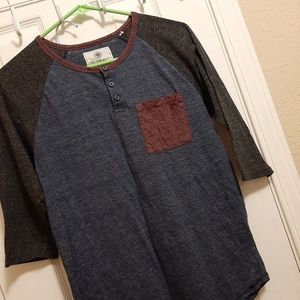 on the byas half sleeve tee